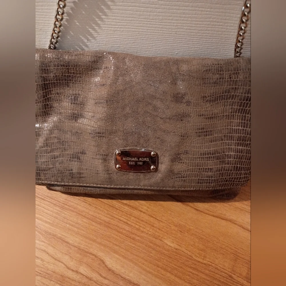 MICHAEL KORS Snake Embossed Foldover Convertible Bag In Taupe - Picture 5 of 16